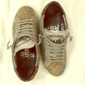 P448 blue glitter size 37